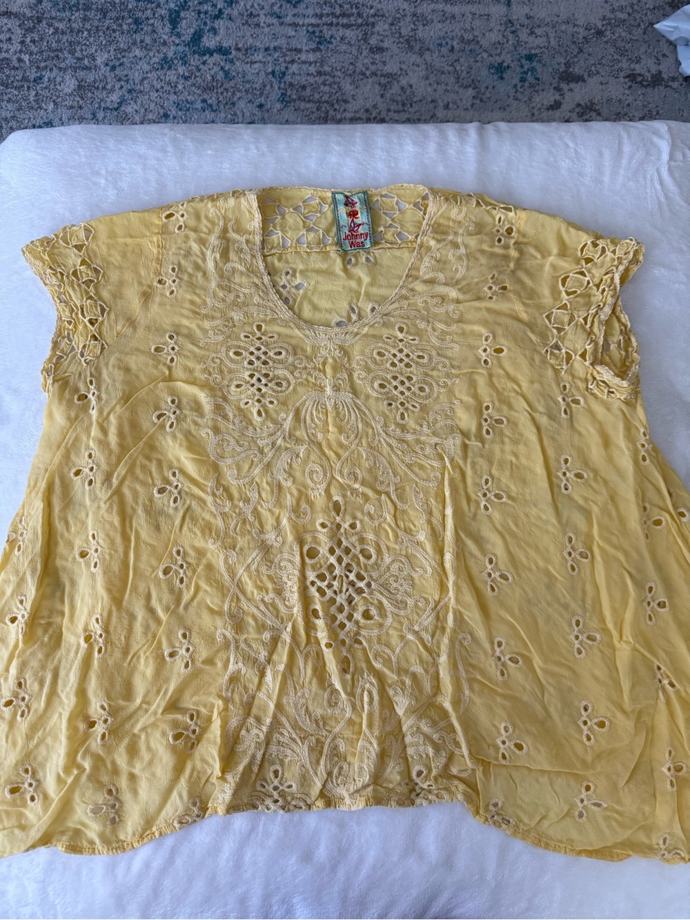 Johnny Was short-sleeve Yellow Tunic all-over eyelet embroidery D87